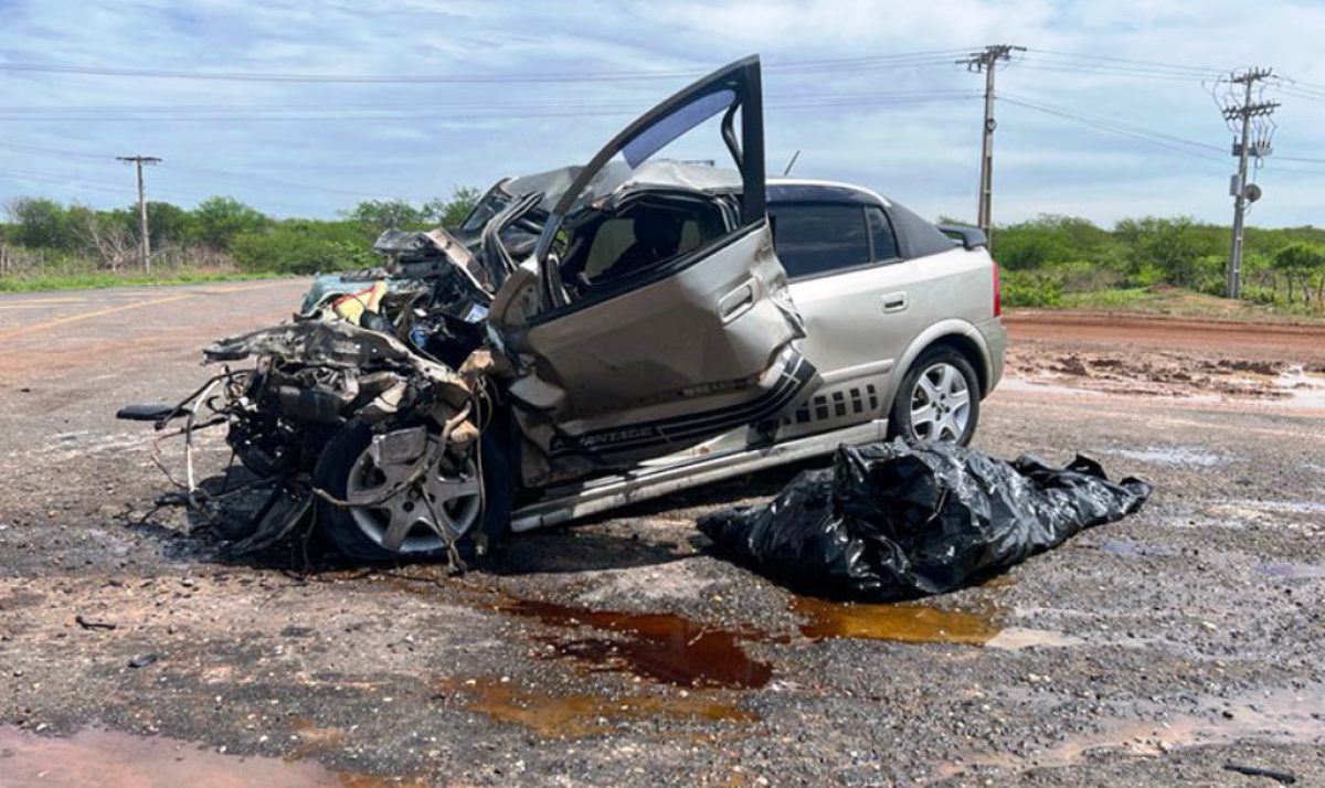 A8666C60-1562-4DE8-9B2E-C838B32CFA30 A8666C60-1562-4DE8-9B2E-C838B32CFA30