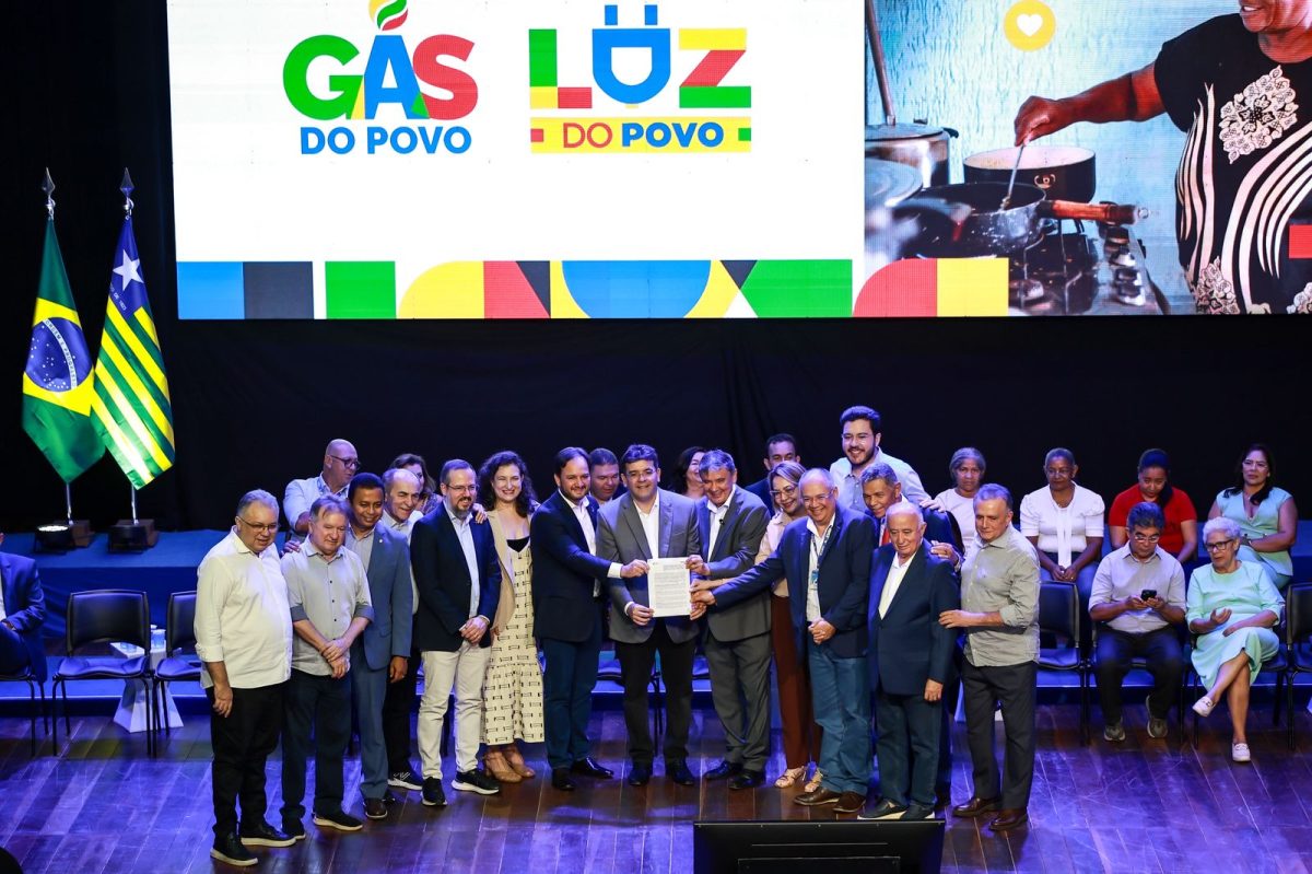 Piauí_lança_programas_Luz_do_Povo_e_Gás_do_Povo_para_famílias_de_baixa_renda_(1)