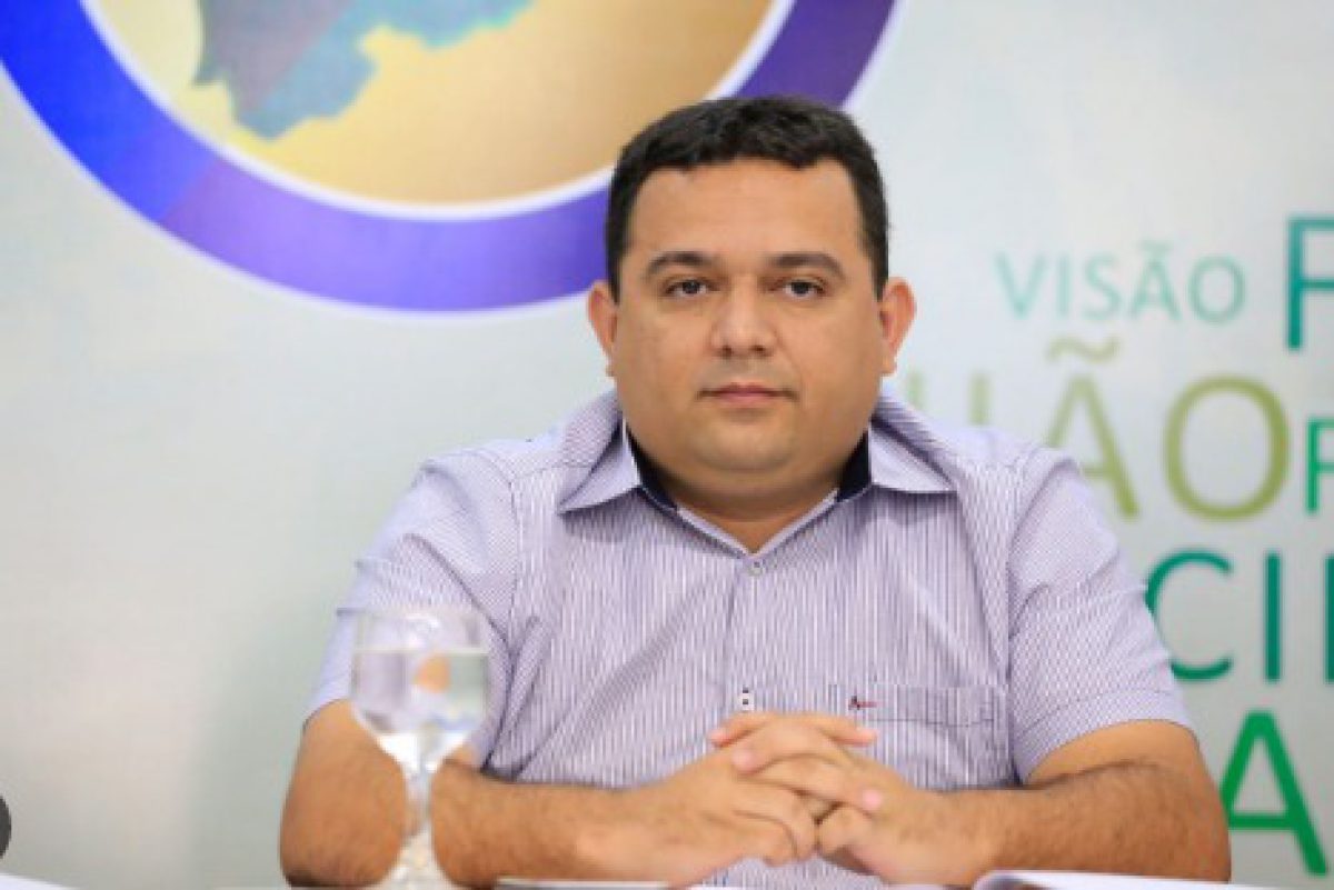 Toinho-de-Caridade Toinho-de-Caridade