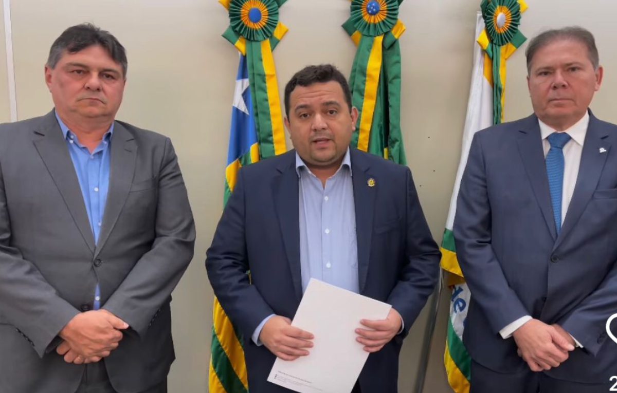 Foto-Reprodução: Presidente do TCE-PI - Kennedy Barros, Presidente da APPM - Toninho de Caridade e o Conselheiro TCE-PI - Jailson Campelo.