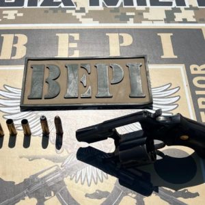 arma-e-municoes-apreendidas–5a3b384987e7bd9a arma-e-municoes-apreendidas--5a3b384987e7bd9a