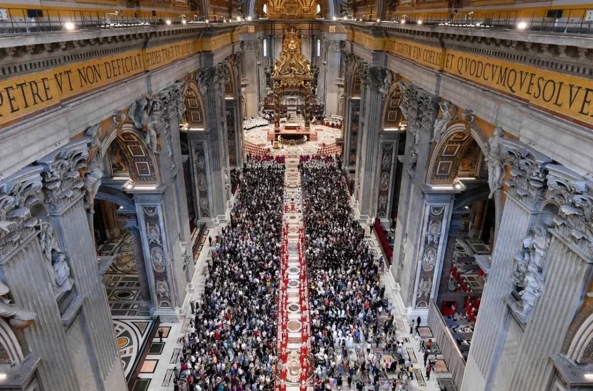 em-missa-do-conclave-cardeal-pede-papa-que-a-humanidade-precisa-1965c44c-0cb9-46bb-9939-19452f632c5a.jpg